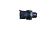 M&W Auto parts Датчик топливной рампы MC11 200V27421-0229 Bosch 0281002937